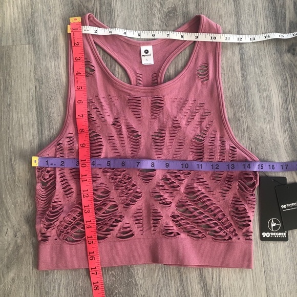 90 Degree By Reflex Cutout Cropped Seamless Top - Picture 8 of 15